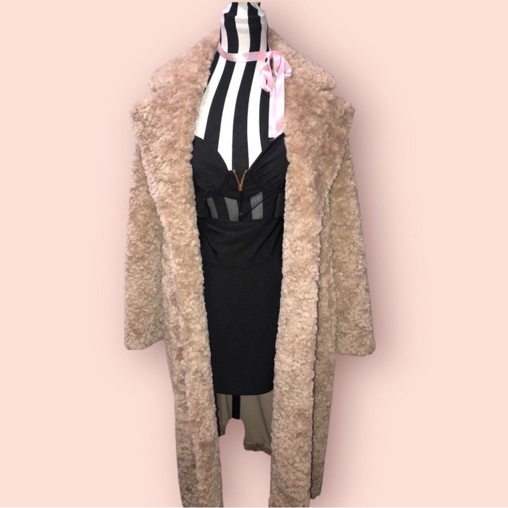 NWT Express Plush Faux Fur Teddy Belted Trench Coat Cozy Tan Faux Fur Coat